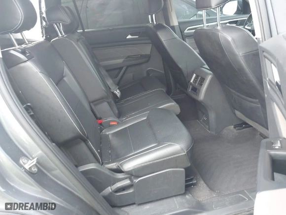 2021 Volkswagen Atlas 3.6L V6 SE w/Technology with VIN 1V2HR2CA3MC552443, listed as a IAAI auction lot 41421087 with 94,554 mi miles. Bid and sale history available at carsss.com. Image 8.