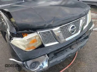 2007 Nissan Frontier SE z VIN 1N6AD09U97C454851, wystawiony jako IAAI lot #41566108 z przebiegiem 224 251 mil mil oraz . Historia ofert i sprzedaży dostępna na DreamBid. Obrazek 17.