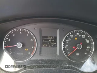 2014 Volkswagen Jetta SE with VIN 3VWD17AJ8EM285840, listed as a Copart auction lot 63943435 with 137,555 mi miles and Clean title. Bid and sale history available at DreamBid. Image 9.