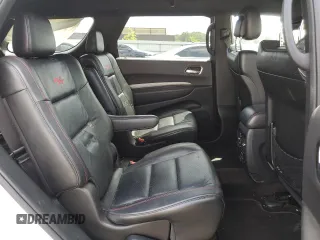 2018 Dodge Durango R/T z VIN 1C4SDJCT5JC359675, wystawiony jako Copart lot #61766465 z przebiegiem 51 418 mil mil oraz Szkoda całkowita • Salvage title. Historia ofert i sprzedaży dostępna na DreamBid. Obrazek 11.