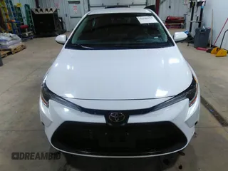 2021 Toyota Corolla LE with VIN 5YFEPMAE1MP189952, listed as a IAAI auction lot 42100355 with 57,345 mi miles. Bid and sale history available at carsss.com. Image 12.