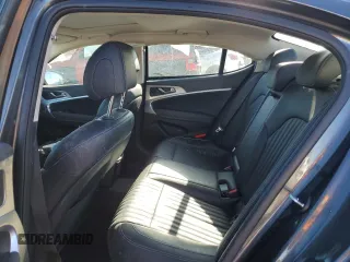 2022 Genesis G70 2.0T z VIN KMTG34TA5NU085937, wystawiony jako Copart lot #47049485 z przebiegiem 25 470 mil mil oraz Szkoda całkowita • Salvage title. Historia ofert i sprzedaży dostępna na DreamBid. Obrazek 10.