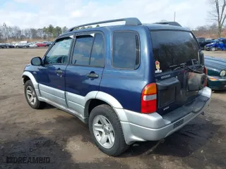 2003 Suzuki Grand Vitara with VIN JS3TD62V534105807, listed as a IAAI auction lot 41662214 with 111,087 mi miles. Bid and sale history available at carsss.com. Image 3.