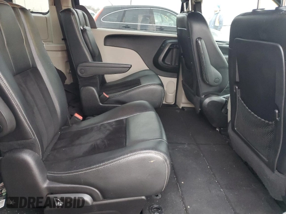 2016 Dodge Grand Caravan SXT with VIN 2C4RDGCG8GR136633, listed as a Copart auction lot 43955155 with 101,443 mi miles and Clean Title. Bid and sale history available at DreamBid. Image 11.