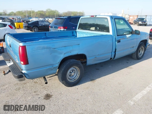 1996 Chevrolet Silverado 1500 with VIN 1GCEC14W2TZ142772, listed as a IAAI auction lot 41986326 with 249,738 mi miles and . Bid and sale history available at DreamBid. Image 4.