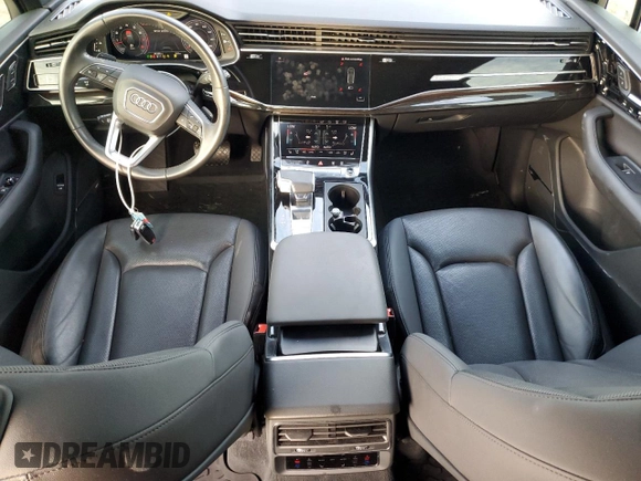 2020 Audi Q7 Prestige with VIN WA1VXAF78LD005739, listed as a Copart auction lot 86875444 with 45,505 mi miles and Salvage title. Bid and sale history available at DreamBid. Image 8.