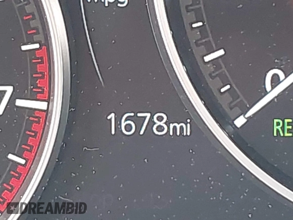 2025 Mazda CX-70 Preferred with VIN JM3KJBHD4S1122583, listed as a IAAI auction lot 42135706 with 1,700 mi miles and . Bid and sale history available at DreamBid. Image 15.
