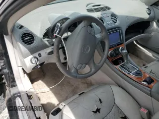 2005 Mercedes-Benz SL 500 z VIN WDBSK75F05F101325, wystawiony jako Copart lot #59639255 z przebiegiem Nie podano mil oraz Czysty tytuł • Clean title. Historia ofert i sprzedaży dostępna na DreamBid. Obrazek 8.