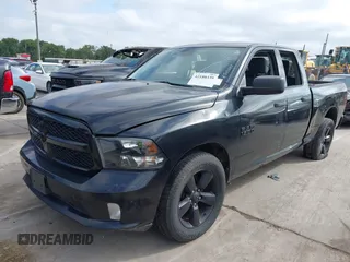 2016 Ram 1500 Express z VIN 1C6RR6FG1GS107293, wystawiony jako IAAI lot #42180339 z przebiegiem 182 237 mil mil oraz . Historia ofert i sprzedaży dostępna na DreamBid. Obrazek 2.