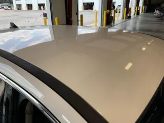 2020 Ford Escape SE z VIN 1FMCU0G62LUB45075, wystawiony jako IAAI lot #42743374 z przebiegiem 84 675 mil mil oraz . Historia ofert i sprzedaży dostępna na DreamBid. Obrazek 28.