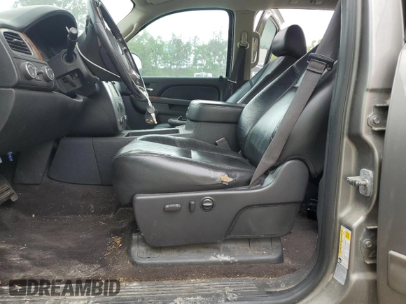 2013 GMC Sierra 1500 SLT with VIN 3GTP2WE79DG120737, listed as a Copart auction lot 51695995 with 118,809 mi miles and Salvage title. Bid and sale history available at DreamBid. Image 7.