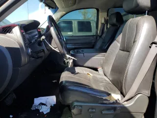 2009 Chevrolet Silverado 1500 LT with VIN 3GCEK23M59G172043, listed as a Copart auction lot 47649155 with 203,293 mi miles and Salvage Title. Bid and sale history available at DreamBid. Image 7.