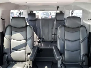 2018 Cadillac Escalade ESV Luxury z VIN 1GYS4HKJ0JR250573, wystawiony jako Copart lot #59021565 z przebiegiem 155 728 mil mil oraz Czysty tytuł • Clean title. Historia ofert i sprzedaży dostępna na DreamBid. Obrazek 10.
