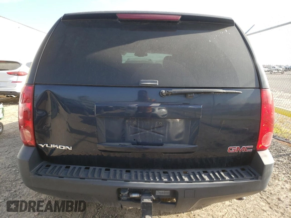 2007 GMC Yukon SLE with VIN 1GKFC13J77J151874, listed as a Copart auction lot 80807163 with 295,829 mi miles and Salvage Title. Bid and sale history available at carsss.com. Image 6.