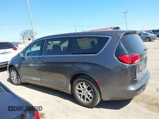 2018 Chrysler Pacifica Touring with VIN 2C4RC1DG5JR148681, listed as a IAAI auction lot 41716394 with 178,645 mi miles and . Bid and sale history available at DreamBid. Image 14.