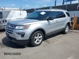 2018 Ford Explorer XLT z VIN 1FM5K7D87JGB56677, wystawiony jako IAAI lot #41926338 z przebiegiem 101 332 mil mil oraz . Historia ofert i sprzedaży dostępna na DreamBid. Obrazek 17.