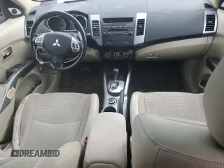 2009 Mitsubishi Outlander SE with VIN JA4MT31W89Z001770, listed as a Copart auction lot 70411544 with 161,549 mi miles and Salvage title. Bid and sale history available at DreamBid. Image 8.