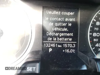 2015 Audi A4 Komfort z VIN WAUBFCFL1FN002925, wystawiony jako Copart lot #72594444 z przebiegiem 132 461 mil mil oraz Szkoda całkowita • Salvage title. Historia ofert i sprzedaży dostępna na DreamBid. Obrazek 9.