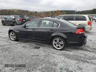 2009 Pontiac G8 with VIN 6G2ER57789L215088, listed as a Copart auction lot 82490804 with 177,014 mi miles and Clean Title. Bid and sale history available at carsss.com. Image 2.