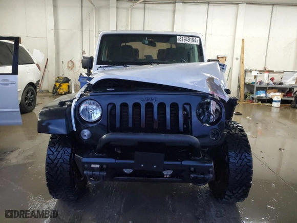 2018 Jeep Wrangler JK Sport with VIN 1C4AJWAG0JL823706, listed as a Copart auction lot 81949194 with 43,622 mi miles and Salvage Title. Bid and sale history available at carsss.com. Image 5.