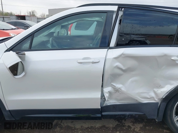 2020 Cadillac XT4 FWD Sport with VIN 1GYFZER45LF148806, listed as a IAAI auction lot 41853795 with 28,956 mi miles and . Bid and sale history available at carsss.com. Image 14.