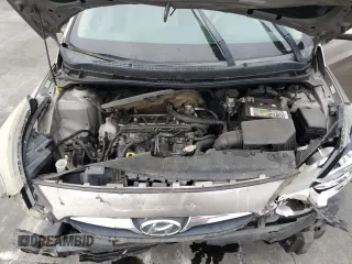 2012 Hyundai Accent GLS z VIN KMHCT4AE9CU187186, wystawiony jako Copart lot #50364835 z przebiegiem 85 638 mil mil oraz Szkody całkowita. Historia ofert i sprzedaży dostępna na DreamBid. Obrazek 12.