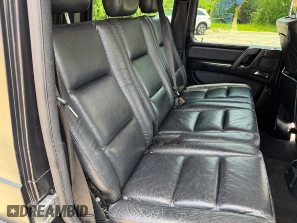 2015 Mercedes-Benz G 550 z VIN WDCYC3HF7FX229273, wystawiony jako Copart lot #61272625 z przebiegiem 72 318 mil mil oraz Czysty tytuł • Clean title. Historia ofert i sprzedaży dostępna na DreamBid. Obrazek 6.