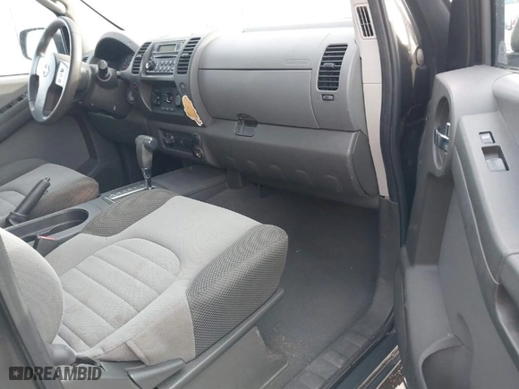 2006 Nissan Xterra SE with VIN 5N1AN08W46C544325, listed as a IAAI auction lot 41413442 with 175,763 mi miles. Bid and sale history available at carsss.com. Image 5.