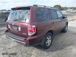2007 Honda Pilot EX-L with VIN 5FNYF18717B007026, listed as a IAAI auction lot 41741772 with 277,686 mi miles. Bid and sale history available at carsss.com. Image 4.