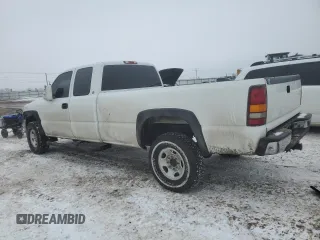 2000 GMC Sierra 2500 SLE z VIN 1GTGK29U1YE139224, wystawiony jako Copart lot #45599125 z przebiegiem 290 042 mil mil oraz Szkoda całkowita • Salvage title. Historia ofert i sprzedaży dostępna na DreamBid. Obrazek 2.