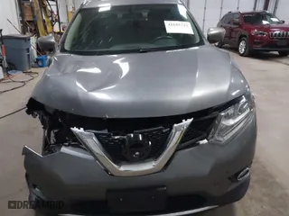 2016 Nissan Rogue SL with VIN 5N1AT2MT4GC850004, listed as a IAAI auction lot 41652721 with 200,650 mi miles. Bid and sale history available at carsss.com. Image 12.