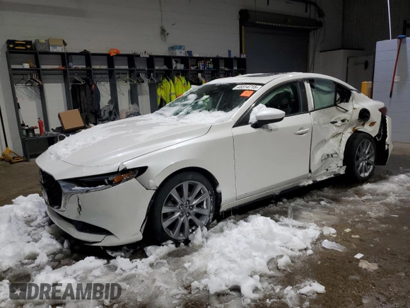 2022 Mazda 3 Carbon Edition с VIN 3MZBPACL7NM317176, выставлен на аукционе Copart как лот 45314715 с пробегом Не указан миль и Списание • Salvage title. История ставок и продаж доступна на DreamBid. Изображение 1.