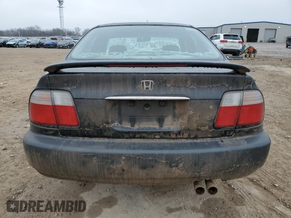 1996 Honda Accord EX with VIN 1HGCD5658TA082741, listed as a Copart auction lot 44439315 with 143,769 mi miles and Clean Title. Bid and sale history available at DreamBid. Image 6.