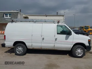2014 Ford Econoline Cargo Super Duty Commercial with VIN 1FTSE3ELXEDA25101, listed as a IAAI auction lot 41876669 with 221,683 mi miles. Bid and sale history available at carsss.com. Image 14.