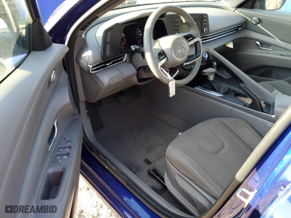 2022 Hyundai Elantra SEL with VIN KMHLM4AG0NU350373, listed as a Copart auction lot 47698185 with 34,751 mi miles and Salvage Title. Bid and sale history available at carsss.com. Image 8.