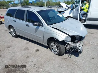 2006 Ford Focus SE with VIN 1FAHP36N86W165566, listed as a IAAI auction lot 42049681 with 116,061 mi miles and . Bid and sale history available at carsss.com. Image 1.