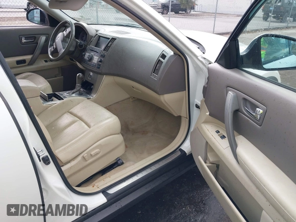 2006 Infiniti FX with VIN JNRAS08U76X103986, listed as a IAAI auction lot 41568439 with 232,135 mi miles. Bid and sale history available at carsss.com. Image 5.