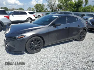 2025 Mazda 3 S Premium z VIN JM1BPAMM6S1759661, wystawiony jako Copart lot #58651165 z przebiegiem 23 419 mil mil oraz Szkoda całkowita • Salvage title. Historia ofert i sprzedaży dostępna na DreamBid. Obrazek 1.