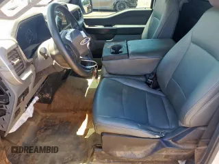 2022 Ford F-150 XL with VIN 1FTMF1CB8NKE12827, listed as a Copart auction lot 57068575 with 83,742 mi miles and Salvage title. Bid and sale history available at DreamBid. Image 7.