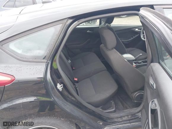 2015 Ford Focus SE with VIN 1FADP3K25FL209843, listed as a IAAI auction lot 41768161 with 144,830 mi miles. Bid and sale history available at carsss.com. Image 8.