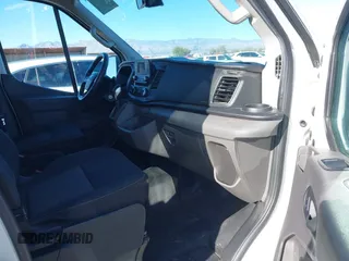 2020 Ford Transit Cargo with VIN 1FTBR1C8XLKA03938, listed as a IAAI auction lot 41818324 with 125,915 mi miles. Bid and sale history available at carsss.com. Image 5.