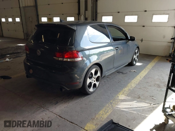 2013 Volkswagen GTI z VIN WVWED7AJ7DW009274, wystawiony jako IAAI lot #42148586 z przebiegiem 119 377 mil mil oraz . Historia ofert i sprzedaży dostępna na DreamBid. Obrazek 4.