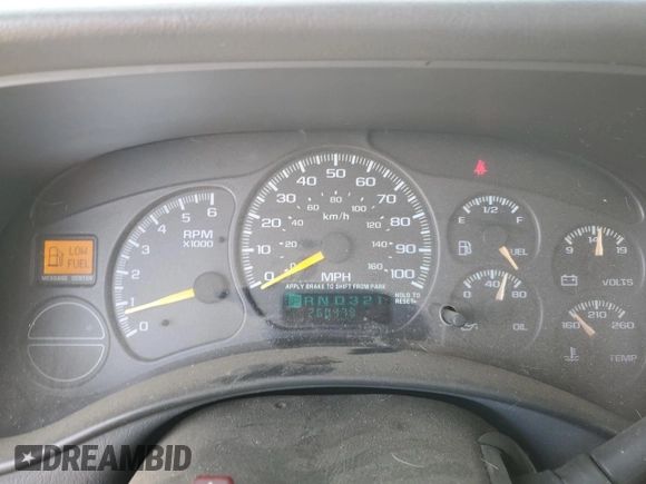 2000 Chevrolet Silverado 1500 LS with VIN 2GCEC19T0Y1101958, listed as a Copart auction lot 55123655 with 260,479 mi miles and Clean Title. Bid and sale history available at carsss.com. Image 9.