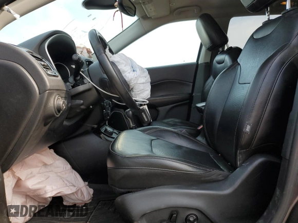 2019 Jeep Compass Limited z VIN 3C4NJDCB7KT766515, wystawiony jako Copart lot #58787435 z przebiegiem 88 243 mil mil oraz Szkoda całkowita • Salvage title. Historia ofert i sprzedaży dostępna na DreamBid. Obrazek 7.