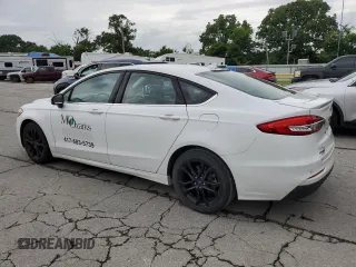 2020 Ford Fusion SE with VIN 3FA6P0HD9LR188959, listed as a Copart auction lot 60460795 with 110,974 mi miles and Salvage title. Bid and sale history available at DreamBid. Image 2.