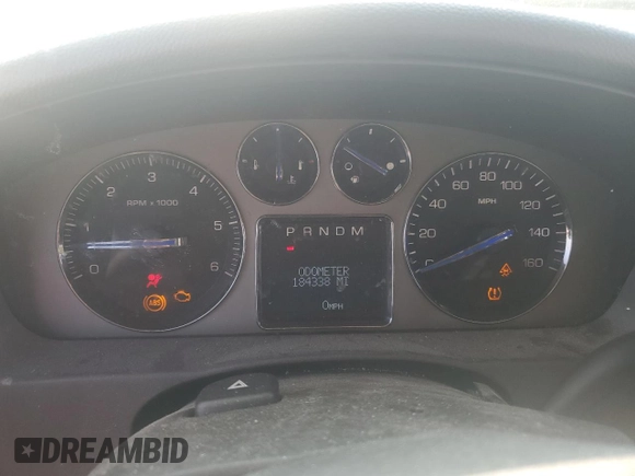 2007 Cadillac Escalade ESV z VIN 1GYFK668X7R251712, wystawiony jako Copart lot #59333215 z przebiegiem 184 338 mil mil oraz Czysty tytuł • Clean title. Historia ofert i sprzedaży dostępna na DreamBid. Obrazek 9.