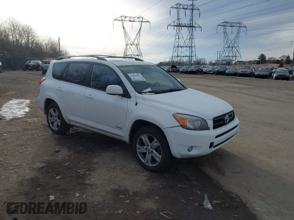 2007 Toyota RAV4 Sport with VIN JTMBK32V475015031, listed as a IAAI auction lot 41641627 with 178,980 mi miles. Bid and sale history available at carsss.com. Image 1.