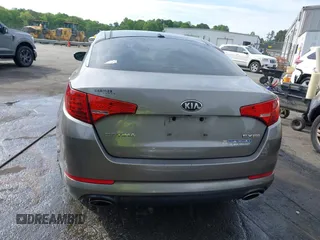 2013 Kia Optima EX z VIN 5XXGN4A71DG130926, wystawiony jako IAAI lot #42080433 z przebiegiem 197 900 mil mil oraz . Historia ofert i sprzedaży dostępna na DreamBid. Obrazek 16.