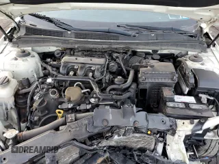 2016 Kia Cadenza Premium with VIN KNALN4D7XG5215263, listed as a Copart auction lot 44003445 with 82,744 mi miles and Salvage Title. Bid and sale history available at carsss.com. Image 11.