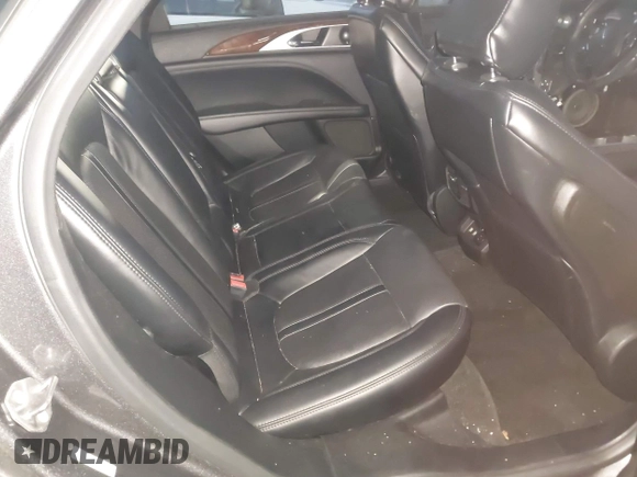 2020 Lincoln MKZ Reserve with VIN 3LN6L5E95LR602785, listed as a IAAI auction lot 41103604 with 42,388 mi miles and . Bid and sale history available at DreamBid. Image 8.